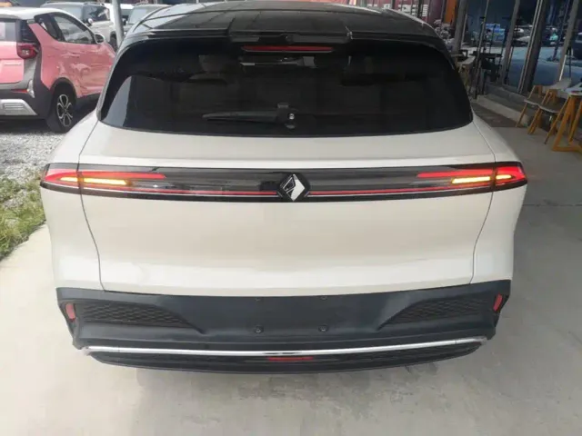 Baojun Baojun Yunhai 2024 140km Plug-in Hybrid — Фото автомобиля 5