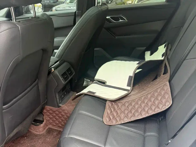 Land Rover Range Rover Velar — Фото автомобиля 4