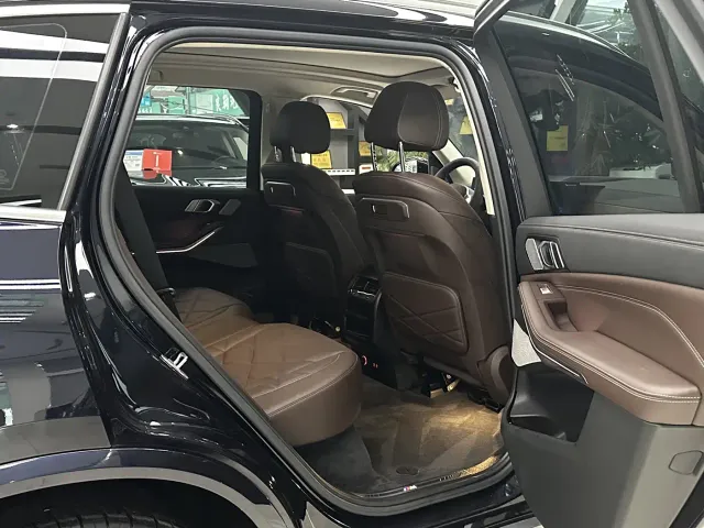 BMW X5 — Фото автомобиля 11