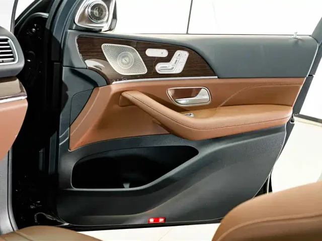Mercedes-Benz GLE-Class — Фото автомобиля 17
