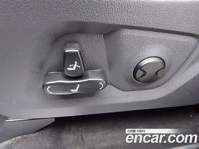 KG_Mobility_Ssangyong Rexton Новый Rexton Sport Дизель 2.2 2WD — Фото автомобиля 15