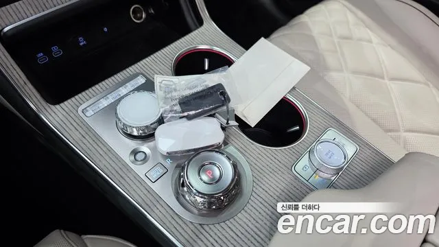 Genesis GV80 2.5T Бензин 2WD — Фото автомобиля 8