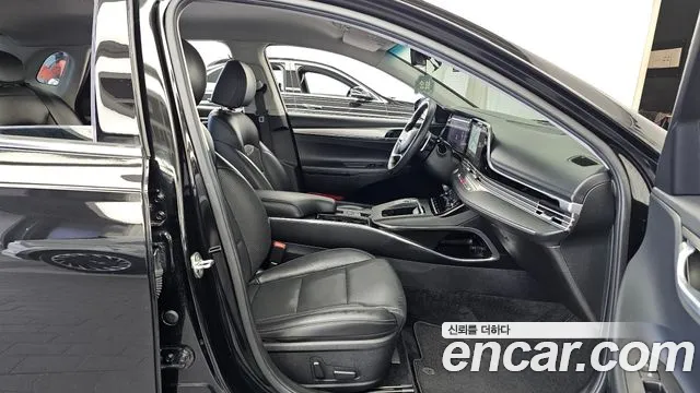 Hyundai Grandeur New — Фото автомобиля 17