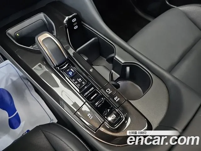 Toyota Crown — Фото автомобиля 9