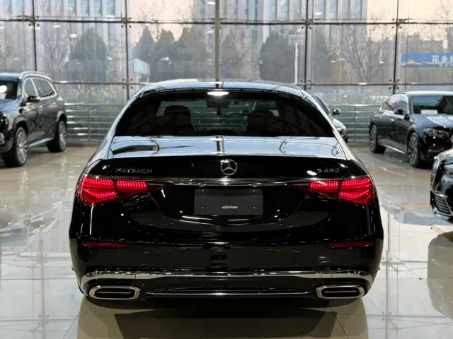 Mercedes-Benz Maybach S-Class — Фото автомобиля 26
