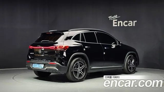 Mercedes-Benz EQA H243 — Фото автомобиля 2