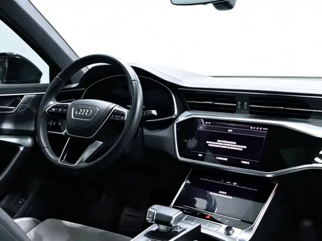 Audi A6L — Фото автомобиля 11