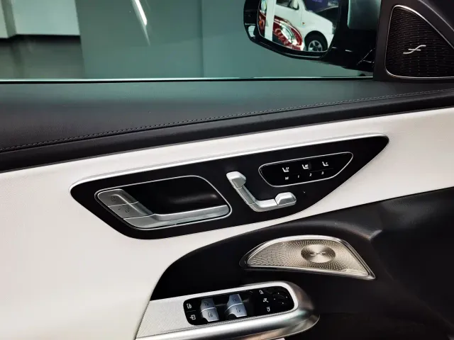 Mercedes-Benz E-Class — Фото автомобиля 7