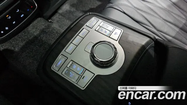 Genesis G80 Бензин 3.5 турбо AWD — Фото автомобиля 18
