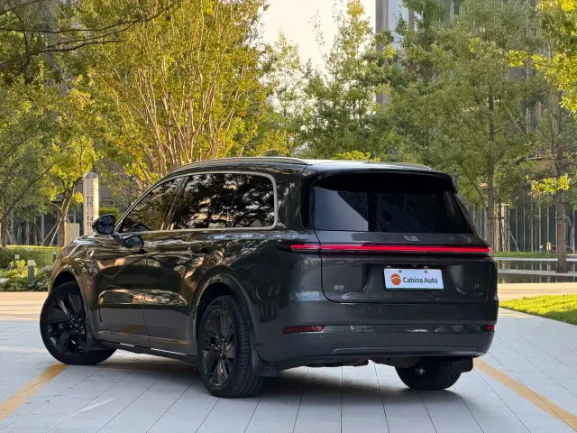 Li Auto L9 — Фото автомобиля 6