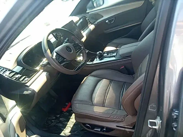 BYD Han — Фото автомобиля 15