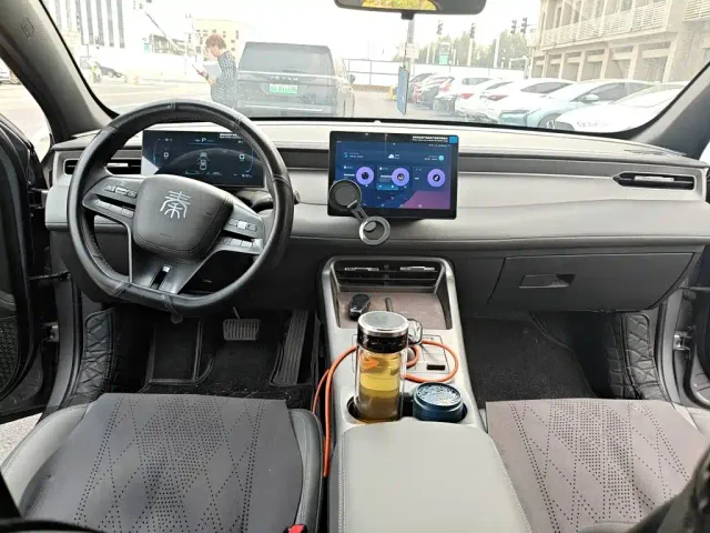 BYD Qin PLUS — Фото автомобиля 5