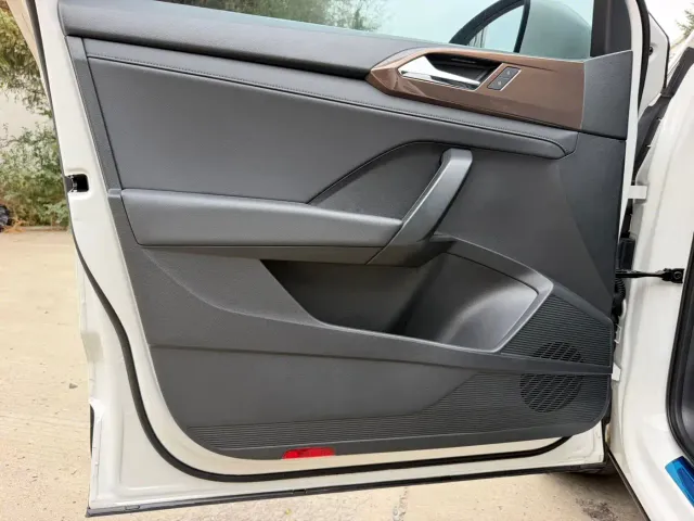 Volkswagen Tharu — Фото автомобиля 9