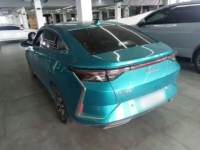 Dongfeng Aeolus Yixuan 2021 230T Auto Shadow Chaser Edition — Фото автомобиля 4