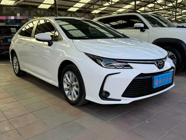 Toyota Corolla — Фото автомобиля 3