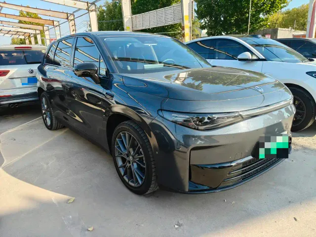 Leapmotor C10 — Фото автомобиля 3