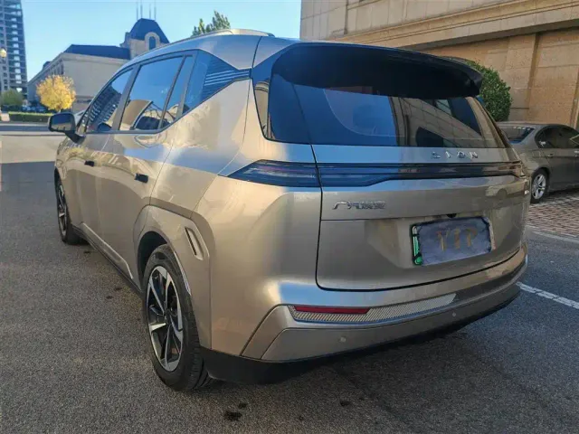 GAC Aion Y — Фото автомобиля 19