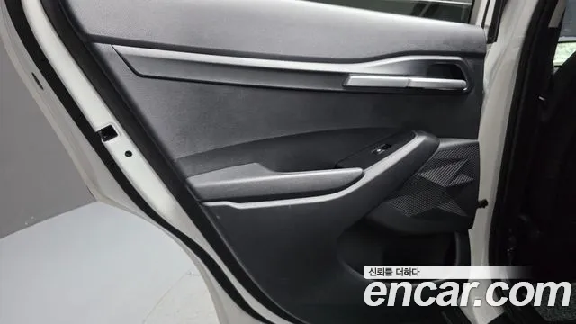 Kia Seltos Бензин 1.6 турбо 2WD — Фото автомобиля 20