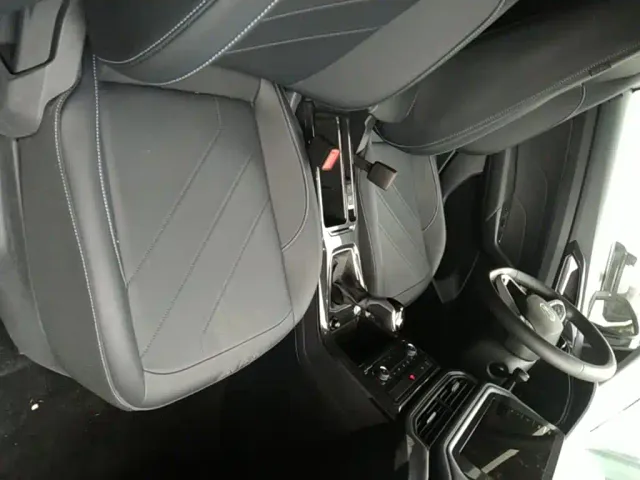 Volkswagen Tharu — Фото автомобиля 24