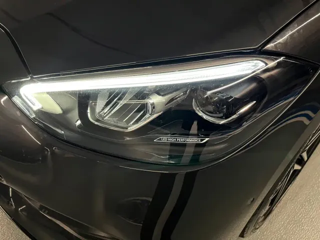 Mercedes-Benz C-Class — Фото автомобиля 6