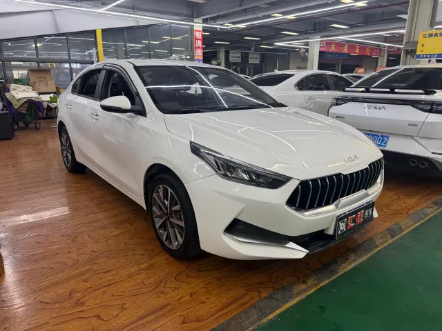 Kia K3 — Фото автомобиля 3