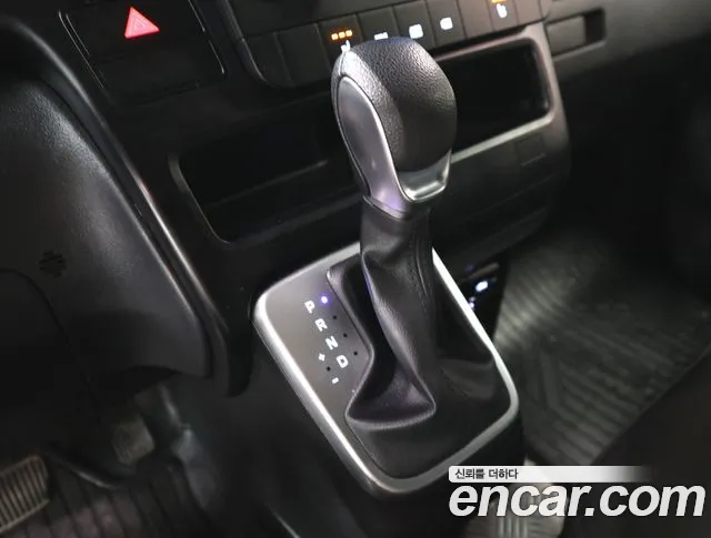 Hyundai Staria — Фото автомобиля 13