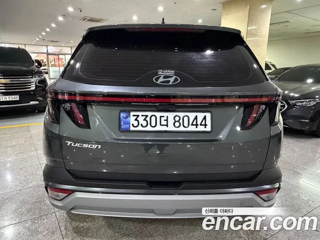 Hyundai Tucson Новый Tucson (NX4) Бензин 1.6 турбо 2WD — Фото автомобиля 4