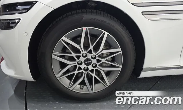 Genesis G80 RG3 — Фото автомобиля 5