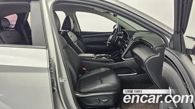 Hyundai Tucson Tucson (NX4) Дизель 2.0 4WD — Фото автомобиля 10