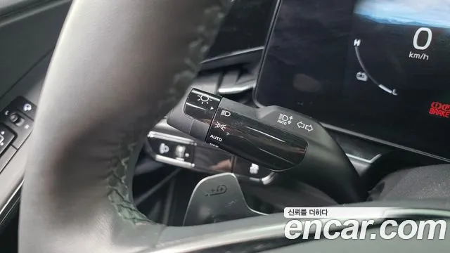 Kia Niro New — Фото автомобиля 28