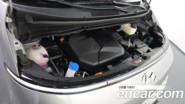 Hyundai Staria — Фото автомобиля 9