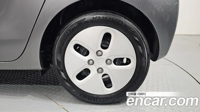 Kia RAY Новый Kia Ray Фургон — Фото автомобиля 5