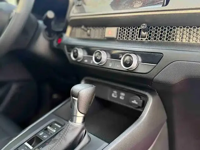 Honda CR-V — Фото автомобиля 14