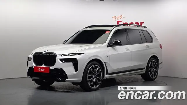 BMW X7 — Фото автомобиля 3