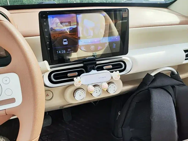 Wuling Hongguang Mini EV — Фото автомобиля 12