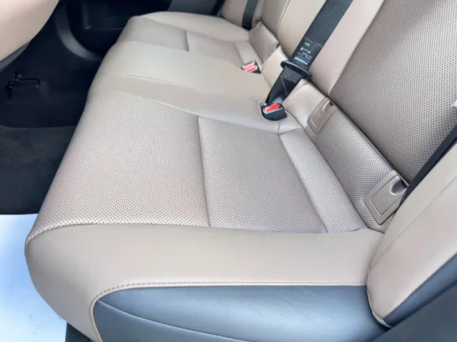 Lexus ES — Фото автомобиля 19