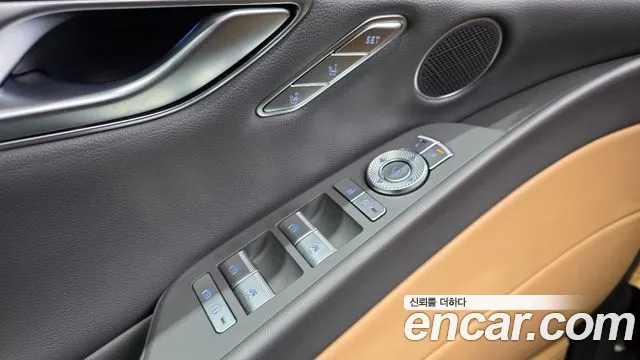 Genesis G80 Бензин 2.5 турбо AWD — Фото автомобиля 26