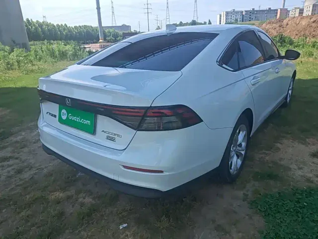 Honda Accord — Фото автомобиля 6