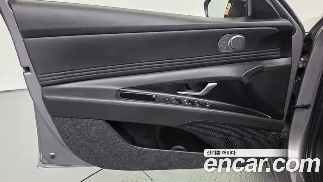 Hyundai Avante CN7 — Фото автомобиля 13