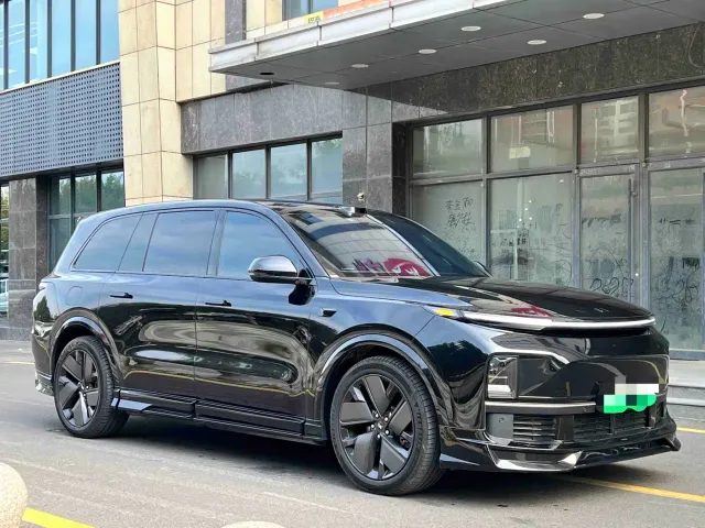 Li Auto L9 — Фото автомобиля 3