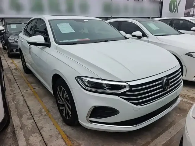 Volkswagen Lavida — Фото автомобиля 3