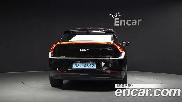 Kia EV6 — Фото автомобиля 3