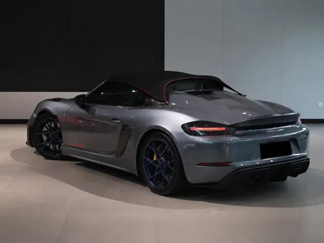 Porsche 718 — Фото автомобиля 4