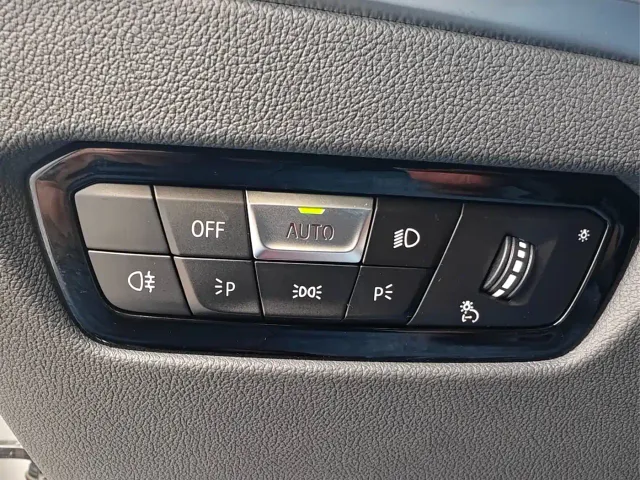 BMW 3 Series — Фото автомобиля 13