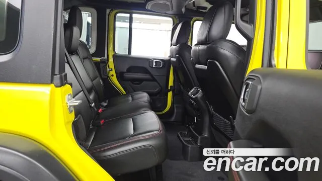 Jeep Wrangler JL — Фото автомобиля 18