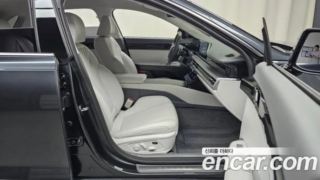 Hyundai Grandeur GN7 — Фото автомобиля 16