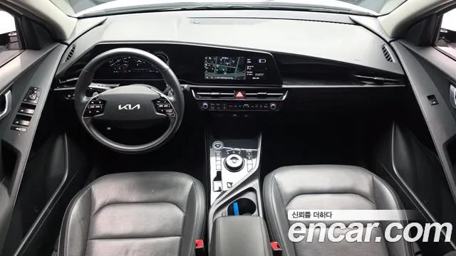 Kia Niro Niro (New) — Фото автомобиля 10