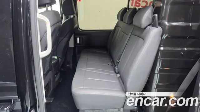 Hyundai Staria — Фото автомобиля 11