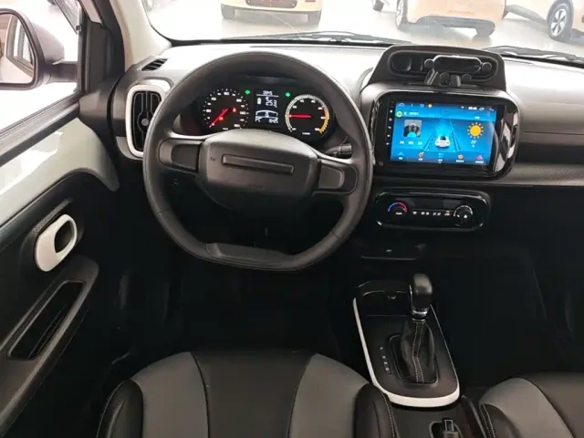 Roewe Clever — Фото автомобиля 10