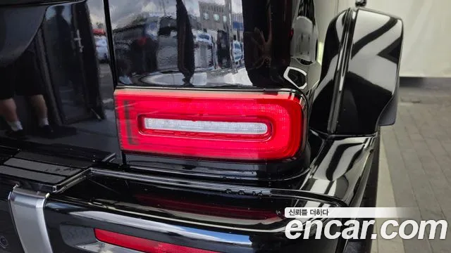 Mercedes-Benz G-Class — Фото автомобиля 21